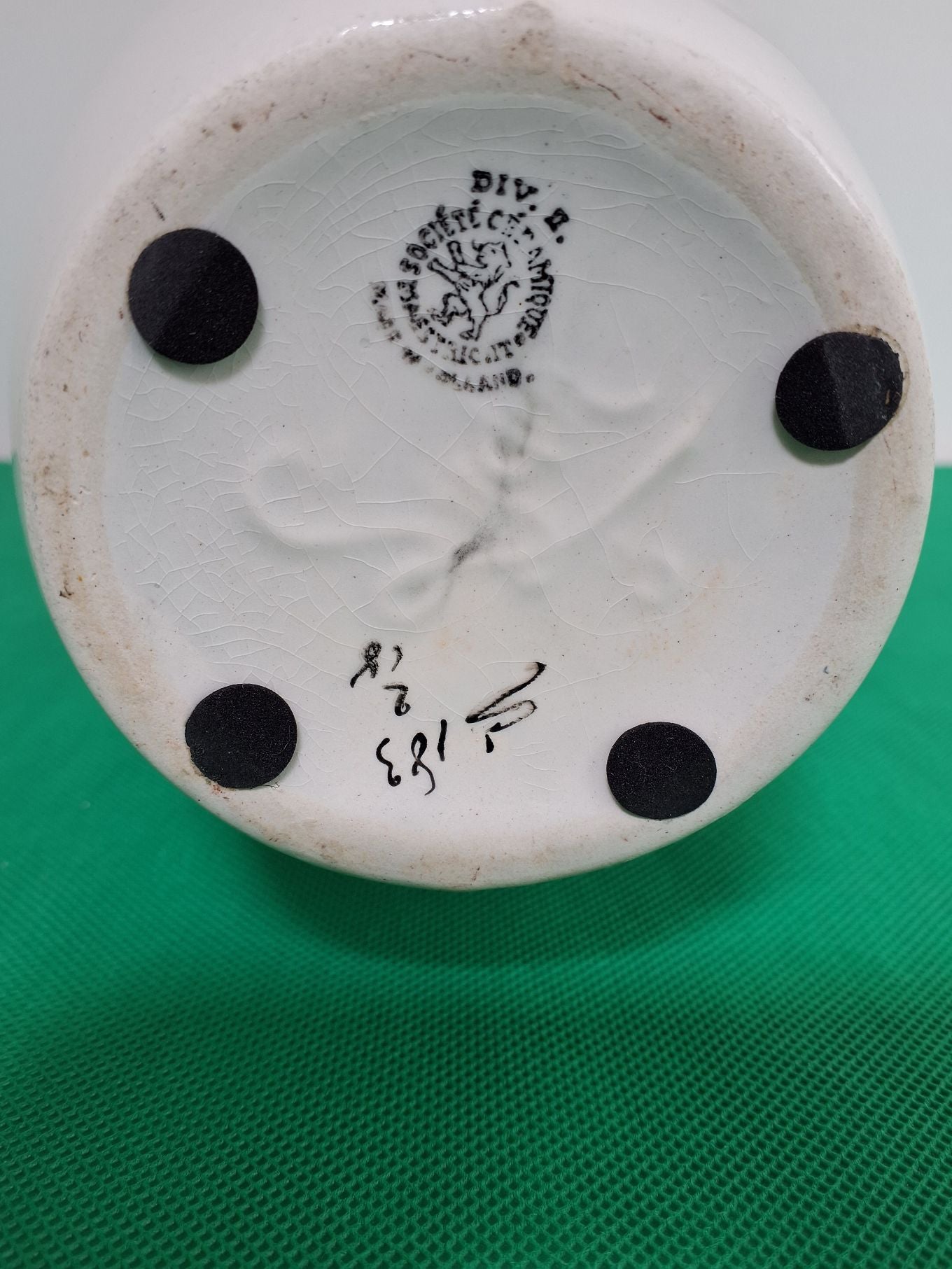 Vase m Krage, Holland